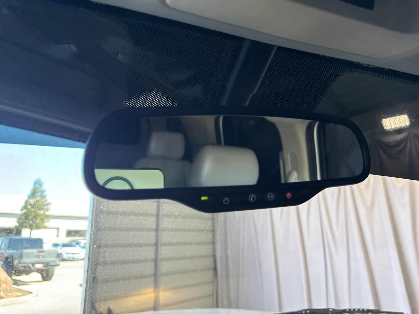 Used 2012 GMC Yukon XL SLT image 24
