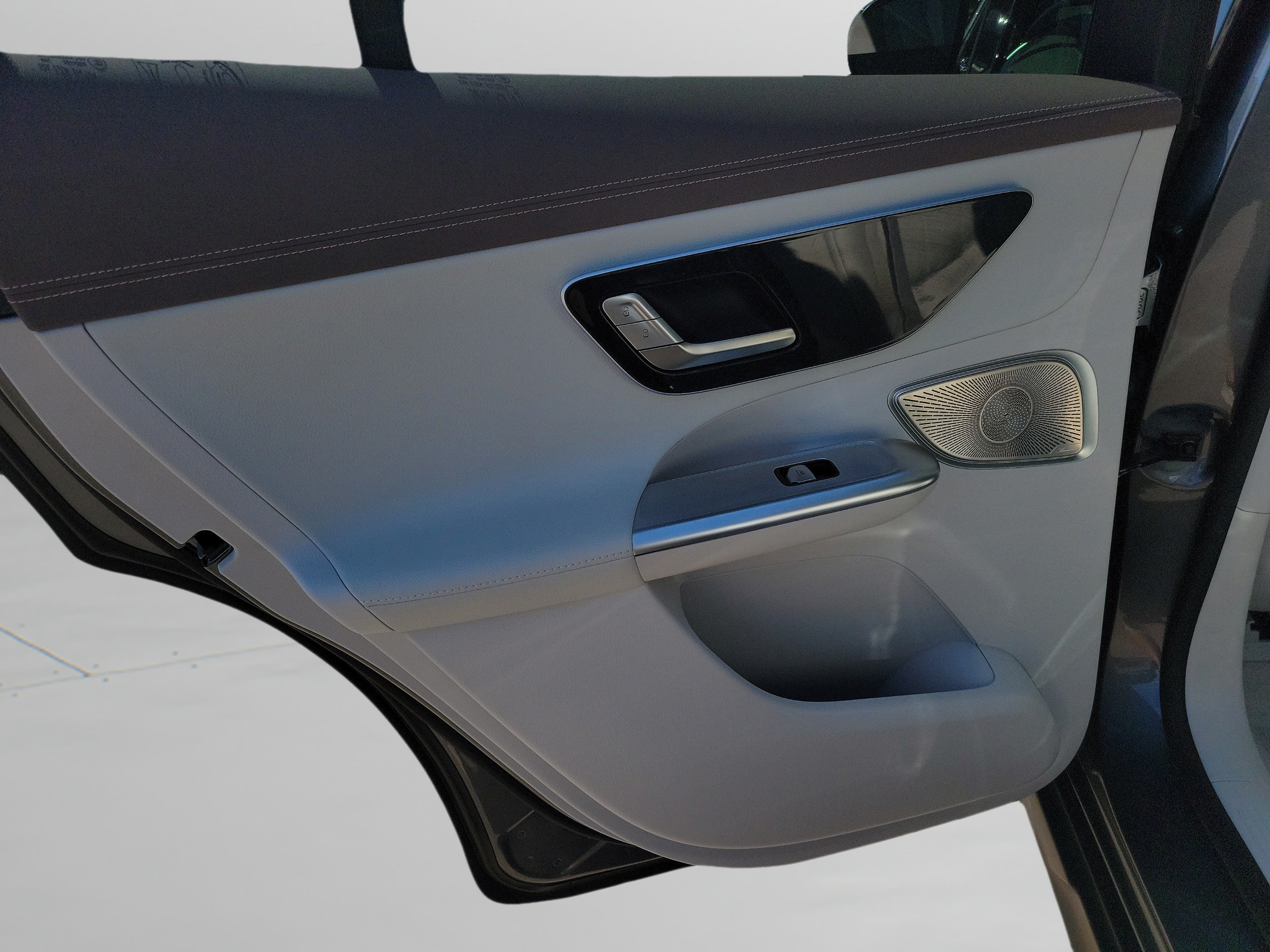 Certified 2023 Mercedes-Benz EQE 350+ SUV image 7