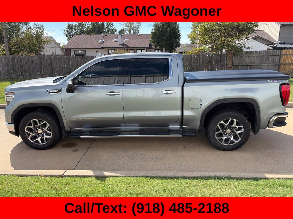 Used 2023 GMC Sierra 1500 SLT AWD/4WD image 9