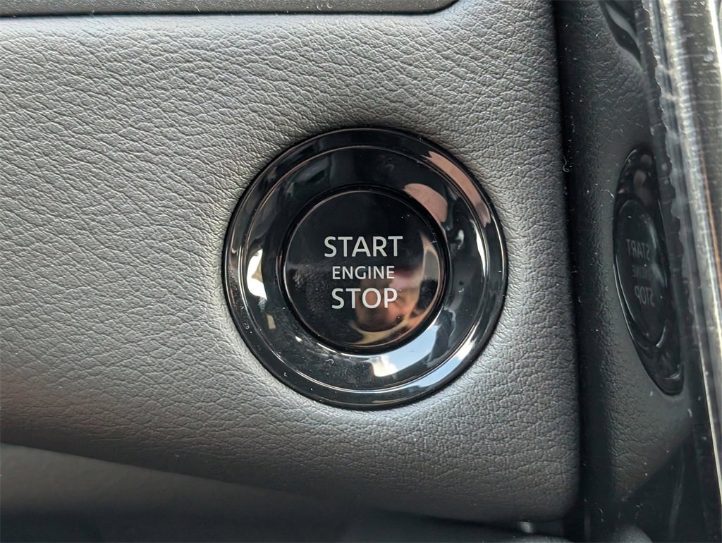 New 2025 Nissan Armada PRO-4X w/ Pro-4X Premium Package image 30