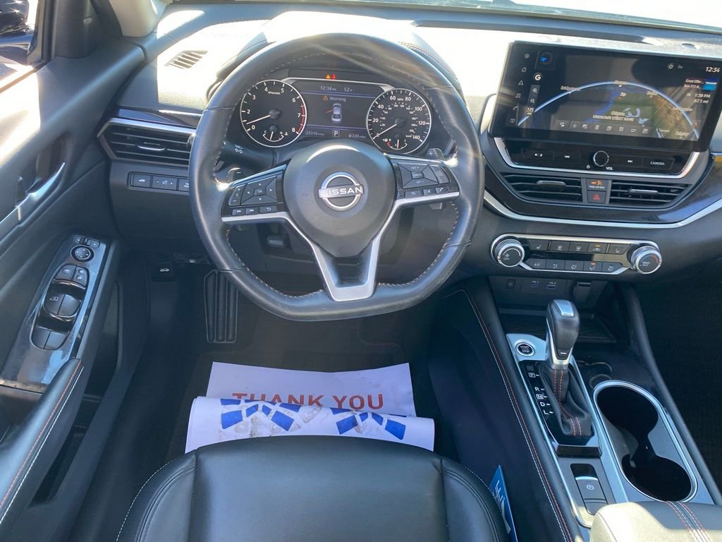 Used 2024 Nissan Altima 2.5 SR w/ SR Premium Package image 10