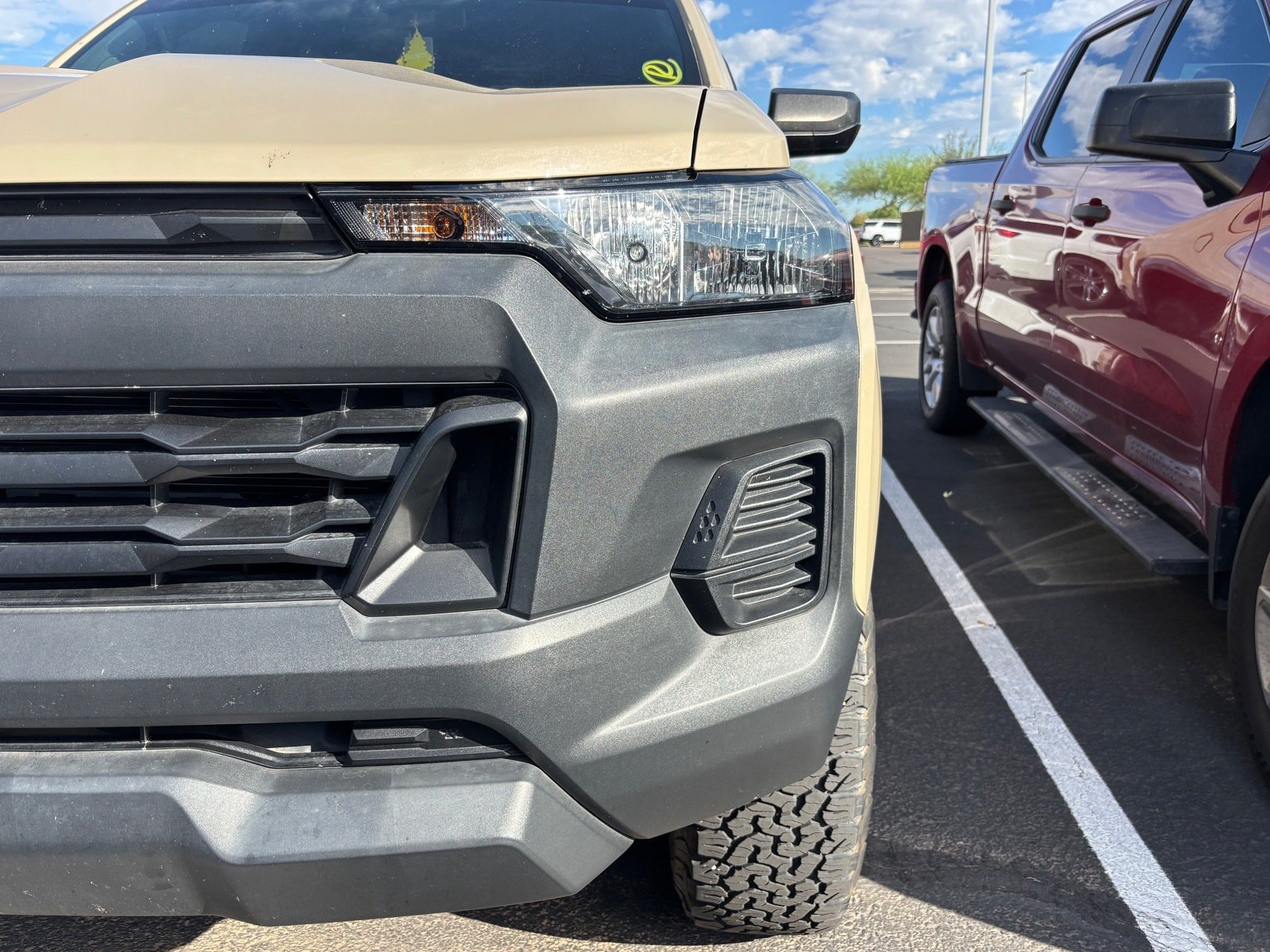 Used 2024 Chevrolet Colorado W/T w/ WT Convenience Package RWD image 8