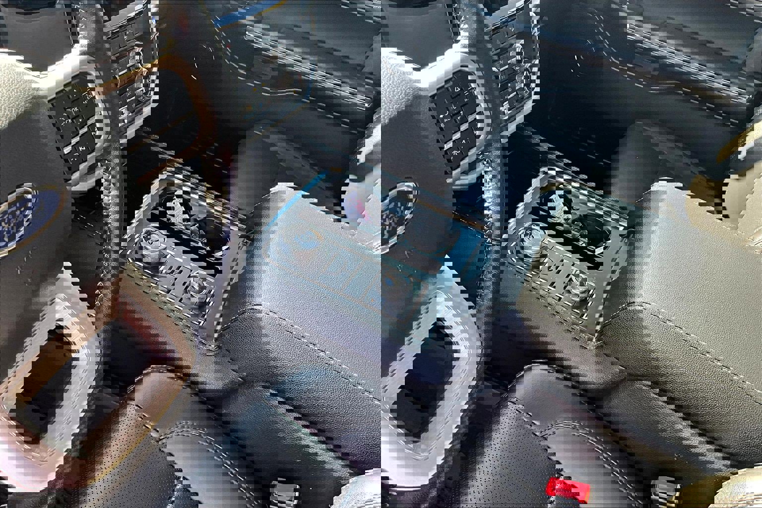 Used 2022 Ford Expedition Max XLT image 15