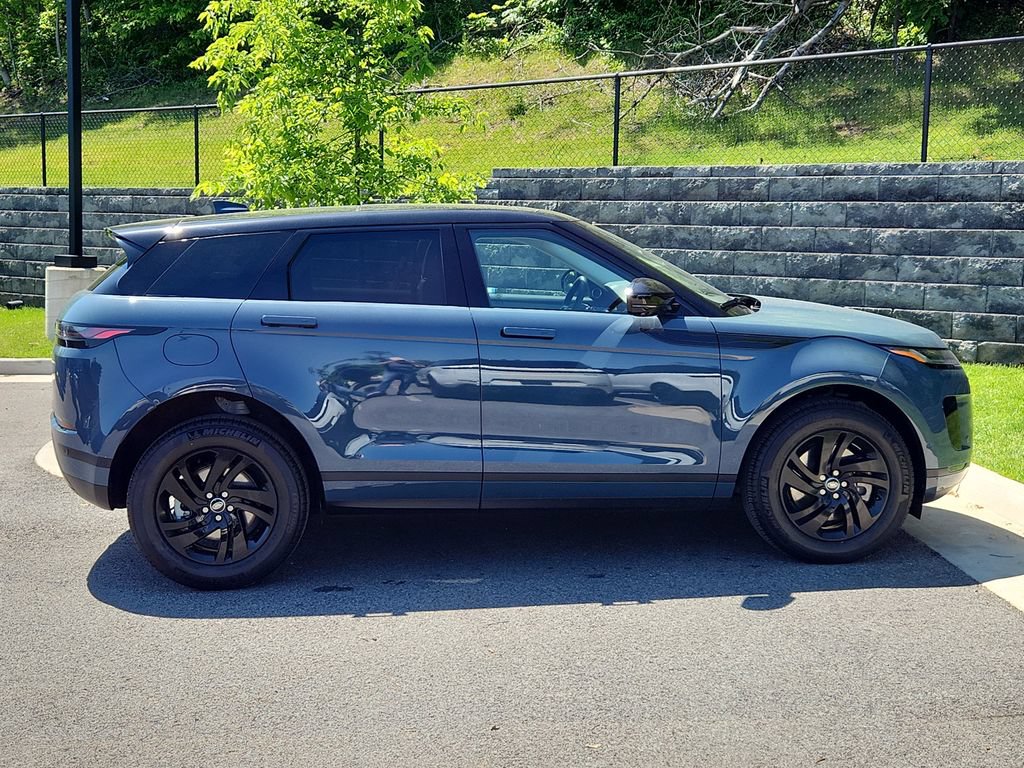 Used 2025 Land Rover Range Rover Evoque S AWD/4WD image 11