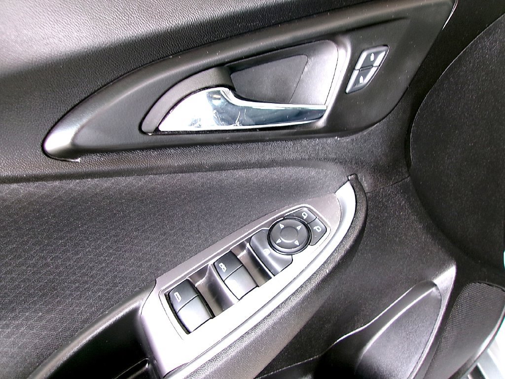 Used 2024 Chevrolet Malibu LT FWD image 11