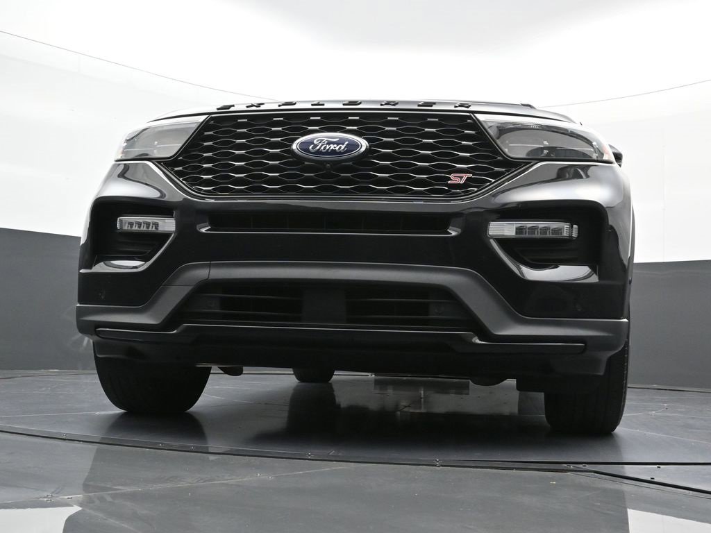 Used 2020 Ford Explorer ST w/ Premium Technology Package image 23