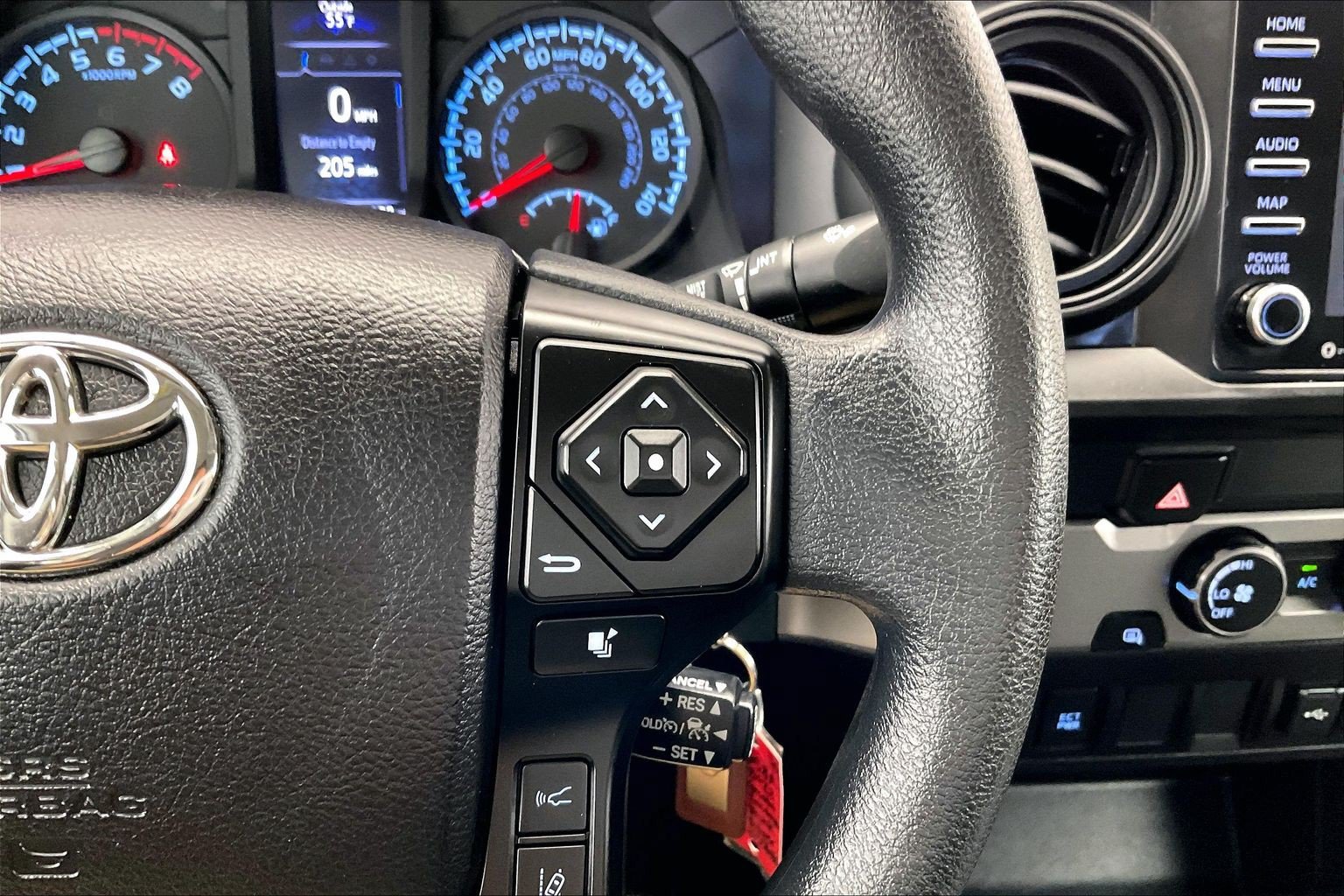 Used 2022 Toyota Tacoma SR w/ SR Convenience Package RWD image 21