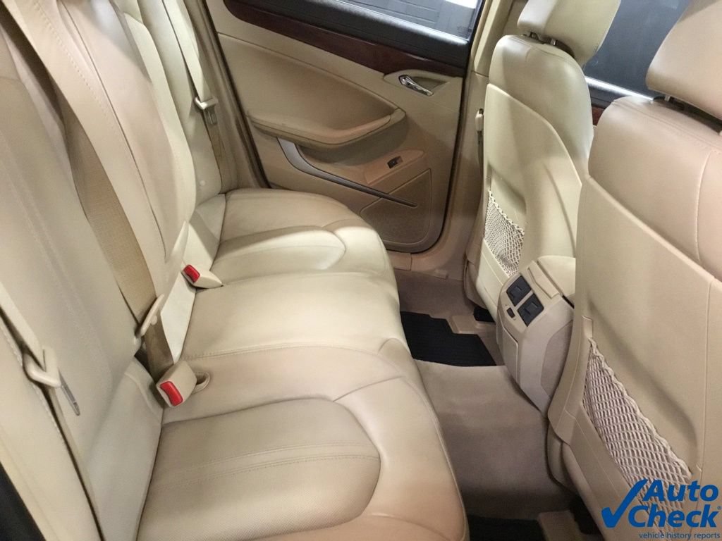 Used 2011 Cadillac CTS Luxury AWD/4WD image 32