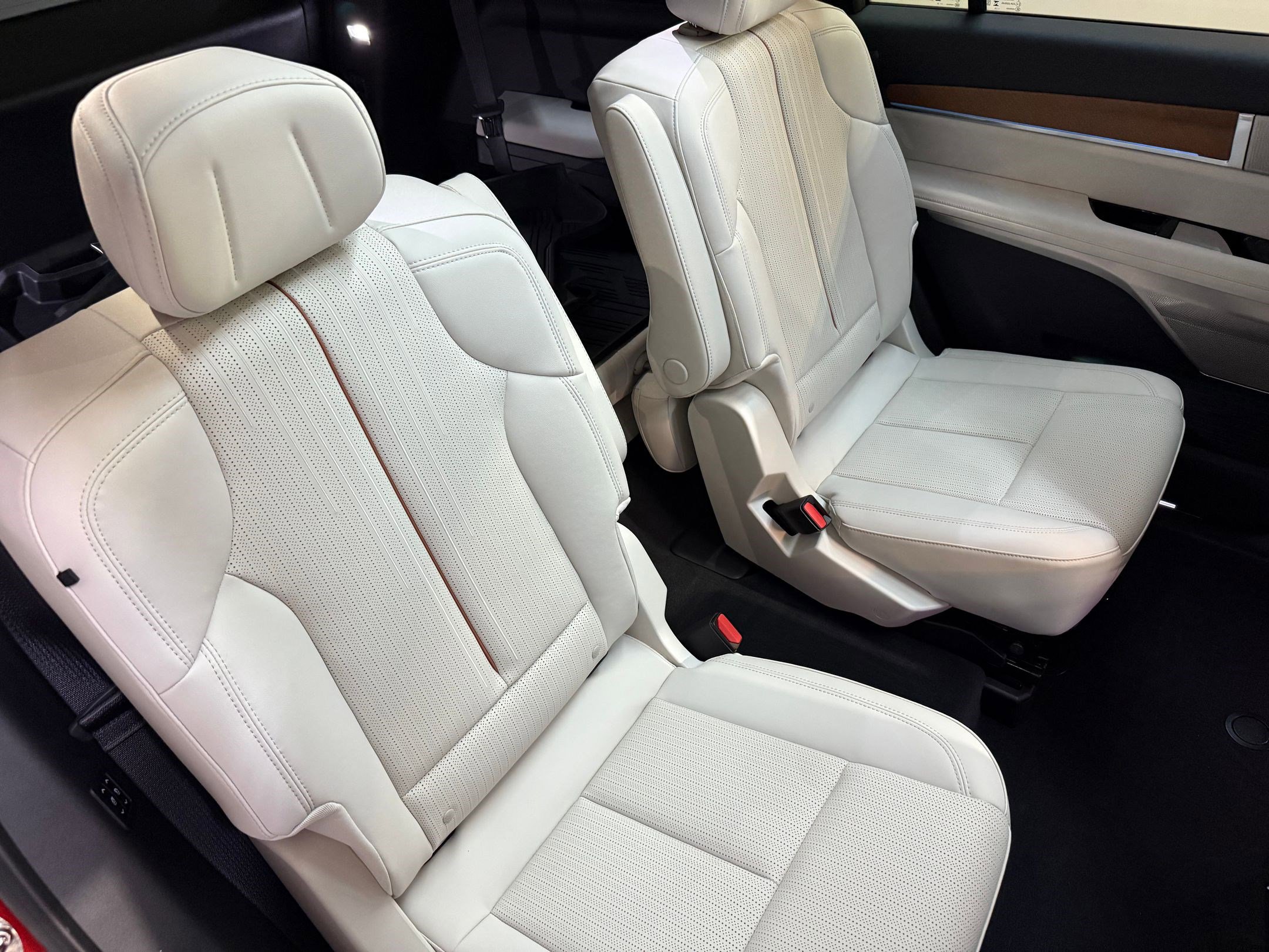 New 2026 Cadillac Vistiq Sport image 51