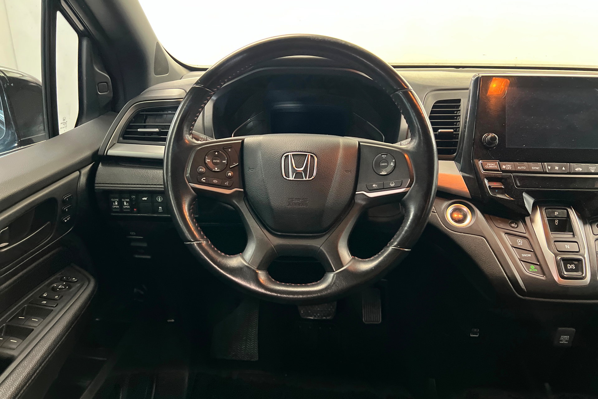 Used 2023 Honda Odyssey Sport image 13