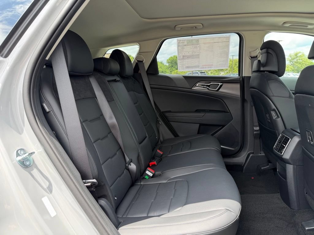 New 2026 Kia Sportage SX FWD image 31