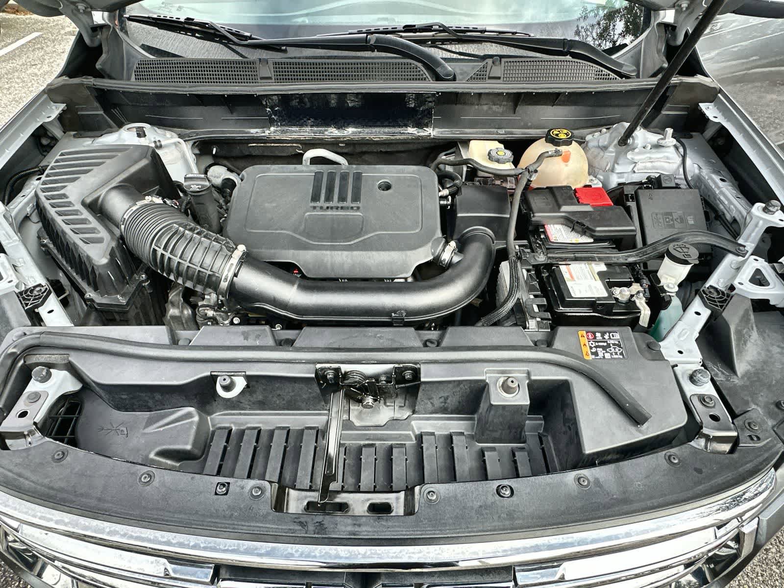 Used 2020 GMC Acadia SLE w/ Driver Convenience Package image 13