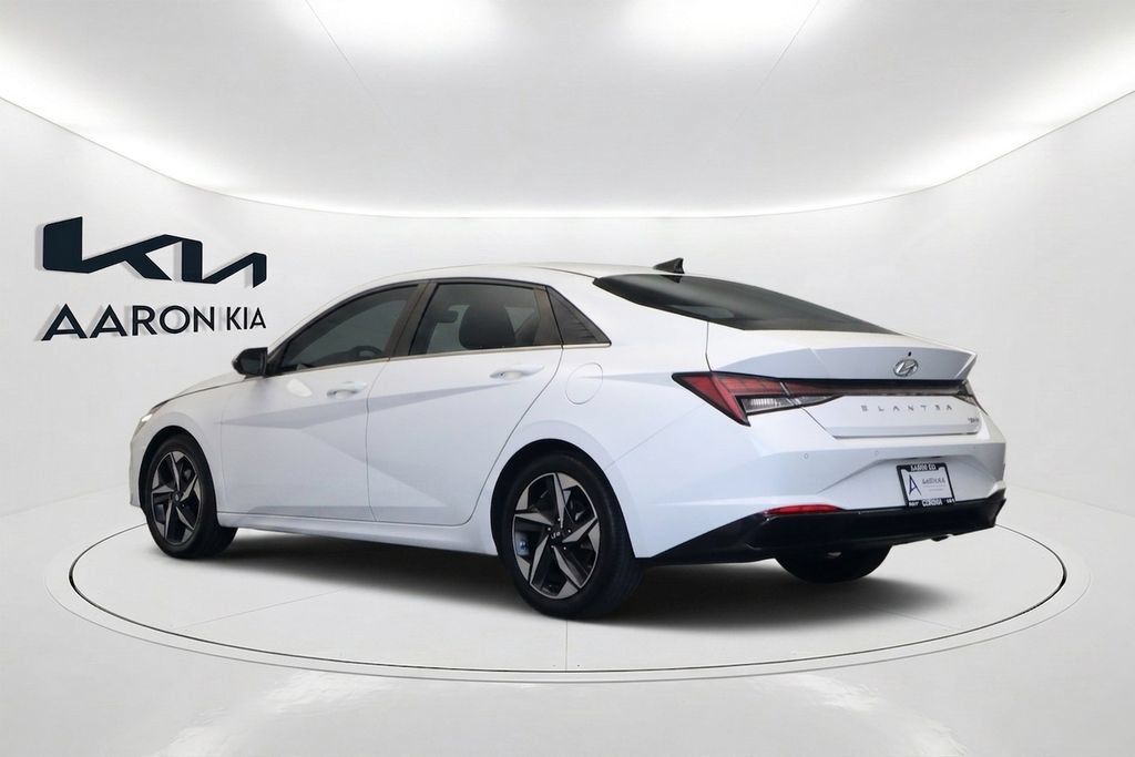 Used 2021 Hyundai Elantra Limited FWD image 7