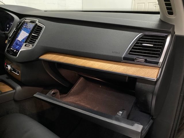 Used 2024 Volvo XC90 T8 Plus w/ Protection Package Premier AWD/4WD image 97