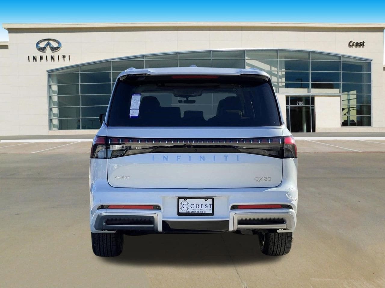 New 2026 INFINITI QX80 Luxe w/ Cargo Package RWD image 4