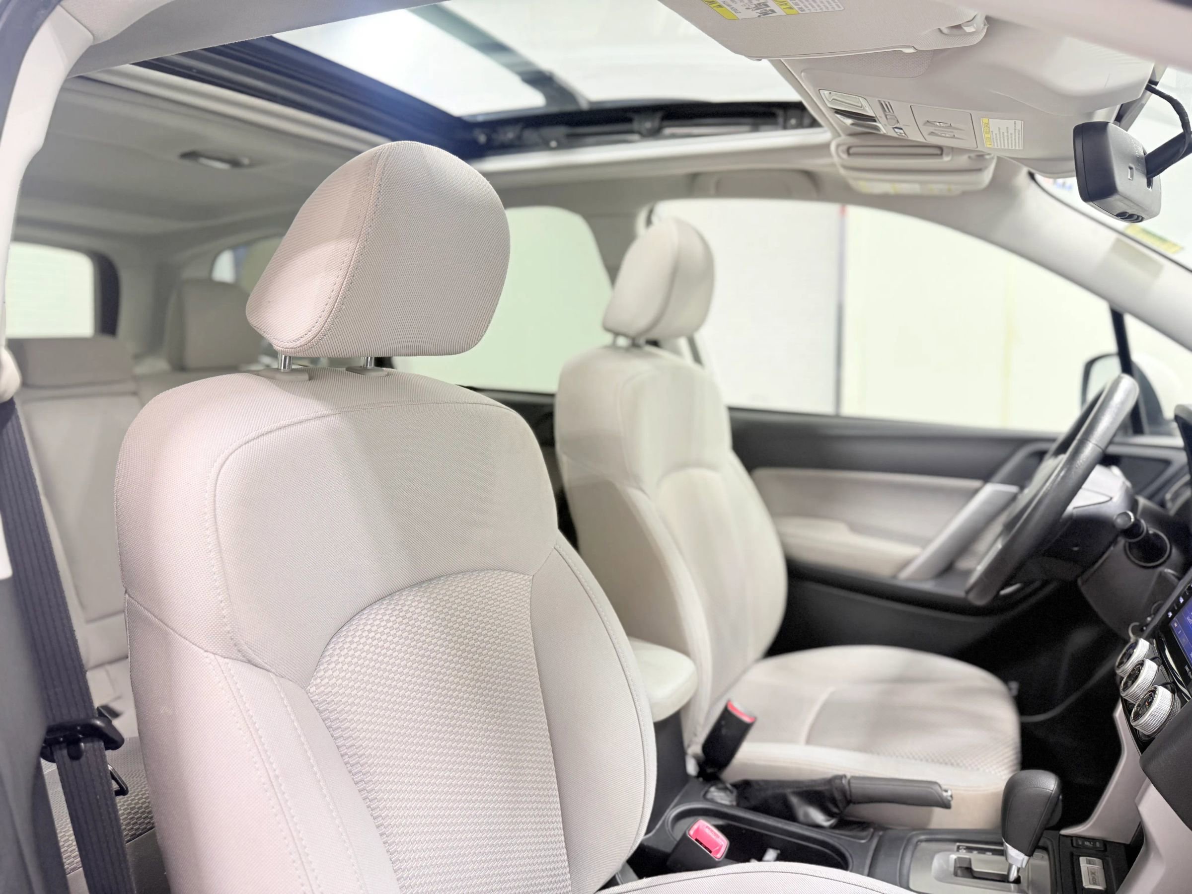 Used 2017 Subaru Forester 2.5i Premium image 29