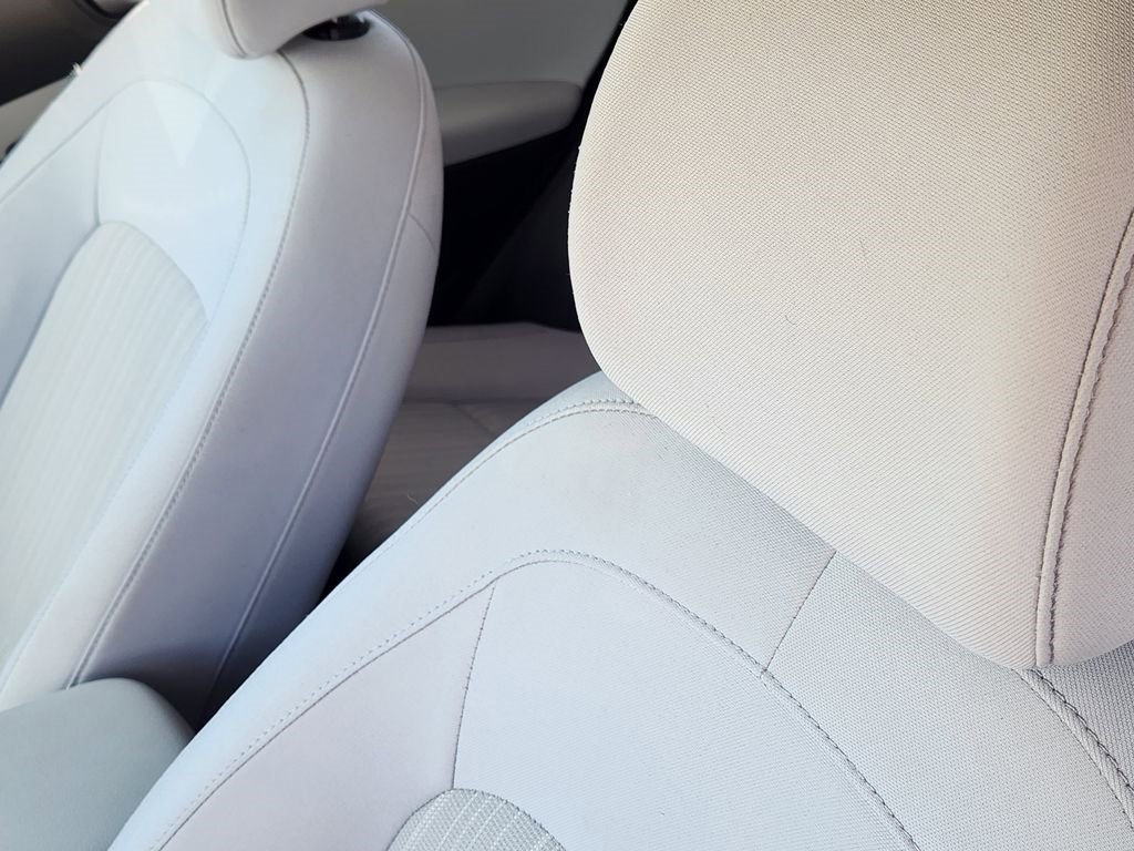 Used 2023 Hyundai Kona SEL w/ Convenience Package image 16