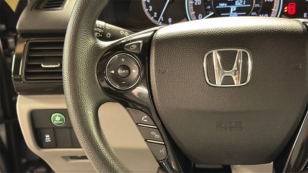 Used 2017 Honda Accord LX image 19