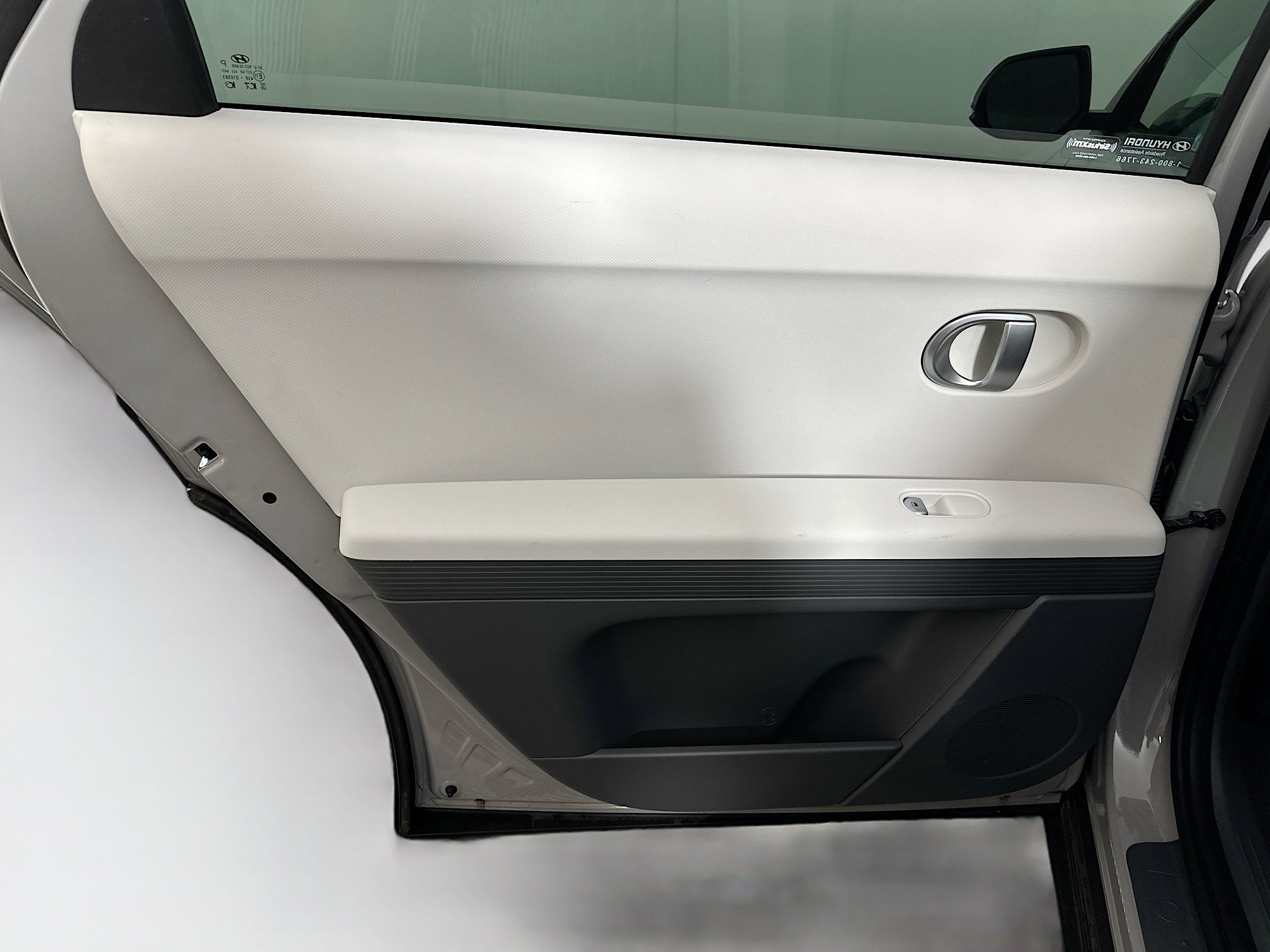 Used 2024 Hyundai Ioniq 5 SEL RWD image 26