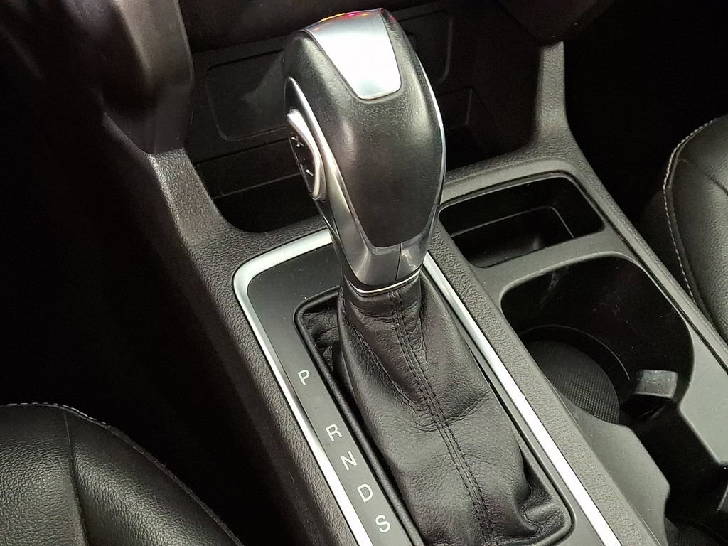 Used 2019 Ford Escape SEL AWD/4WD image 17