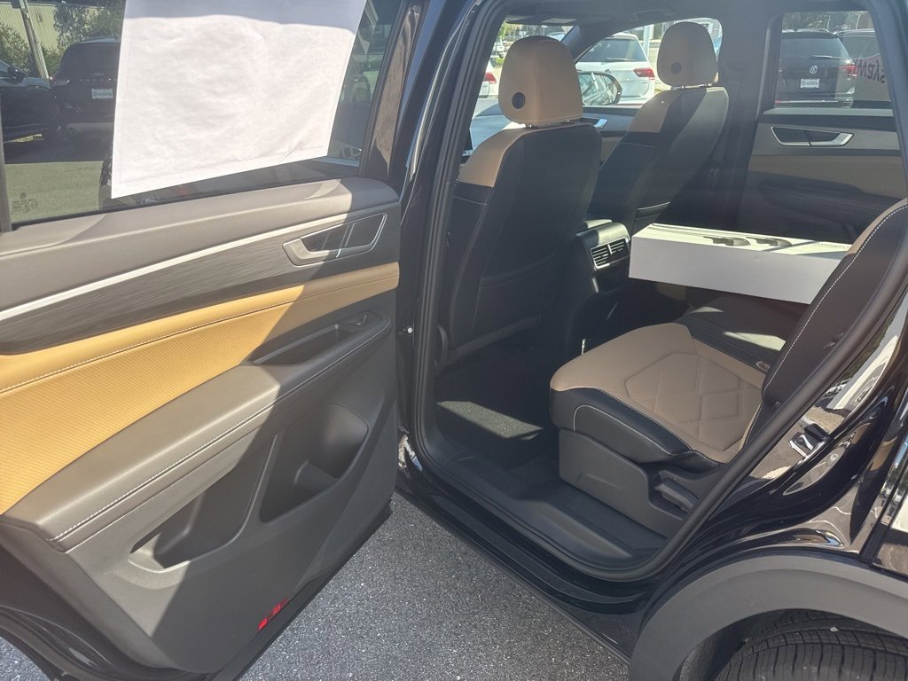 New 2026 Volkswagen Atlas Cross Sport SE image 24