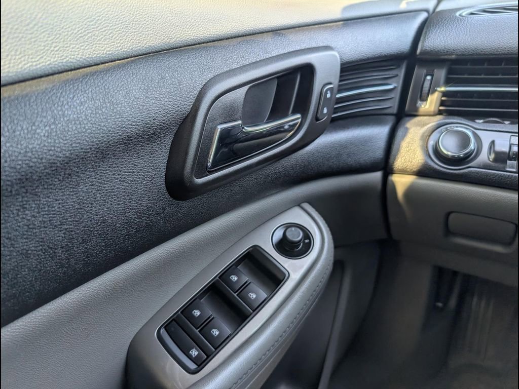 Used 2015 Chevrolet Malibu LS FWD image 17