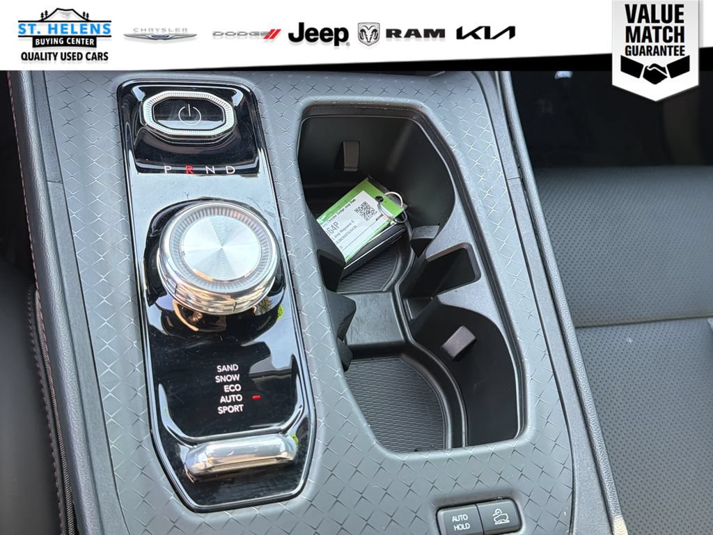 Used 2025 Jeep Wagoneer S Limited AWD/4WD image 24