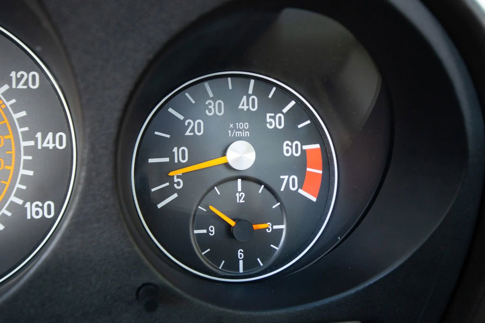 Used 1989 Mercedes-Benz 560 SL image 28