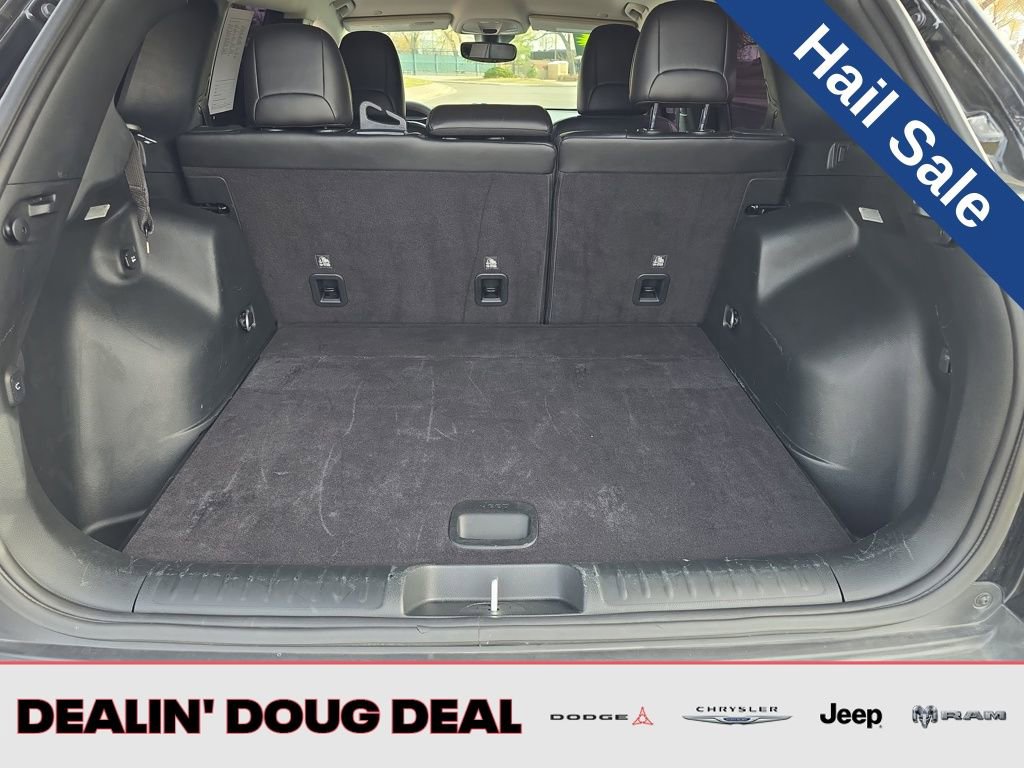 Used 2023 Jeep Cherokee Altitude Lux image 23