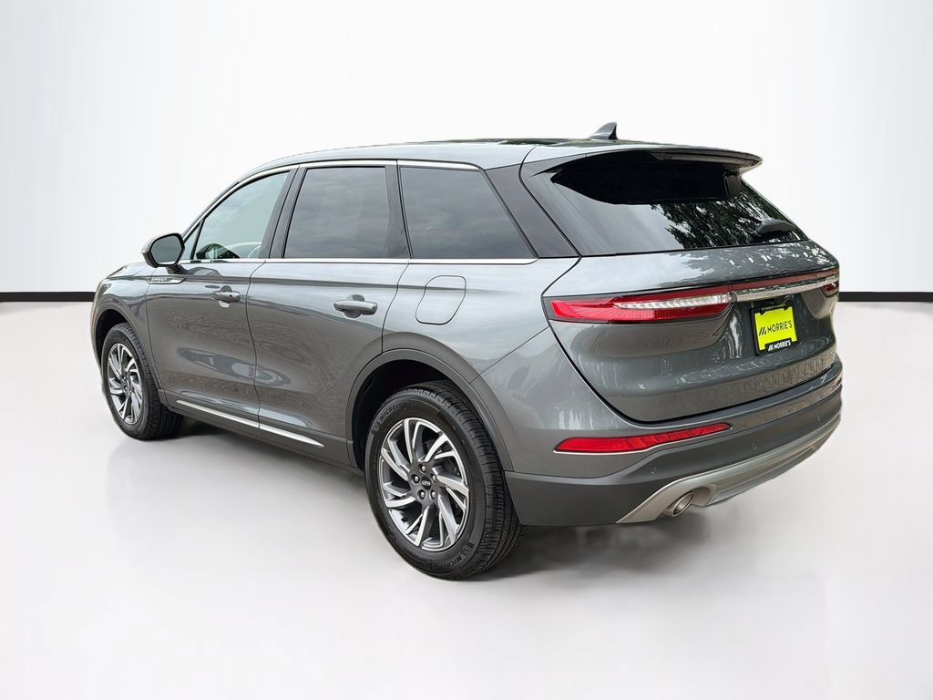 Used 2025 Lincoln Corsair AWD w/ Equipment Group 101A image 7