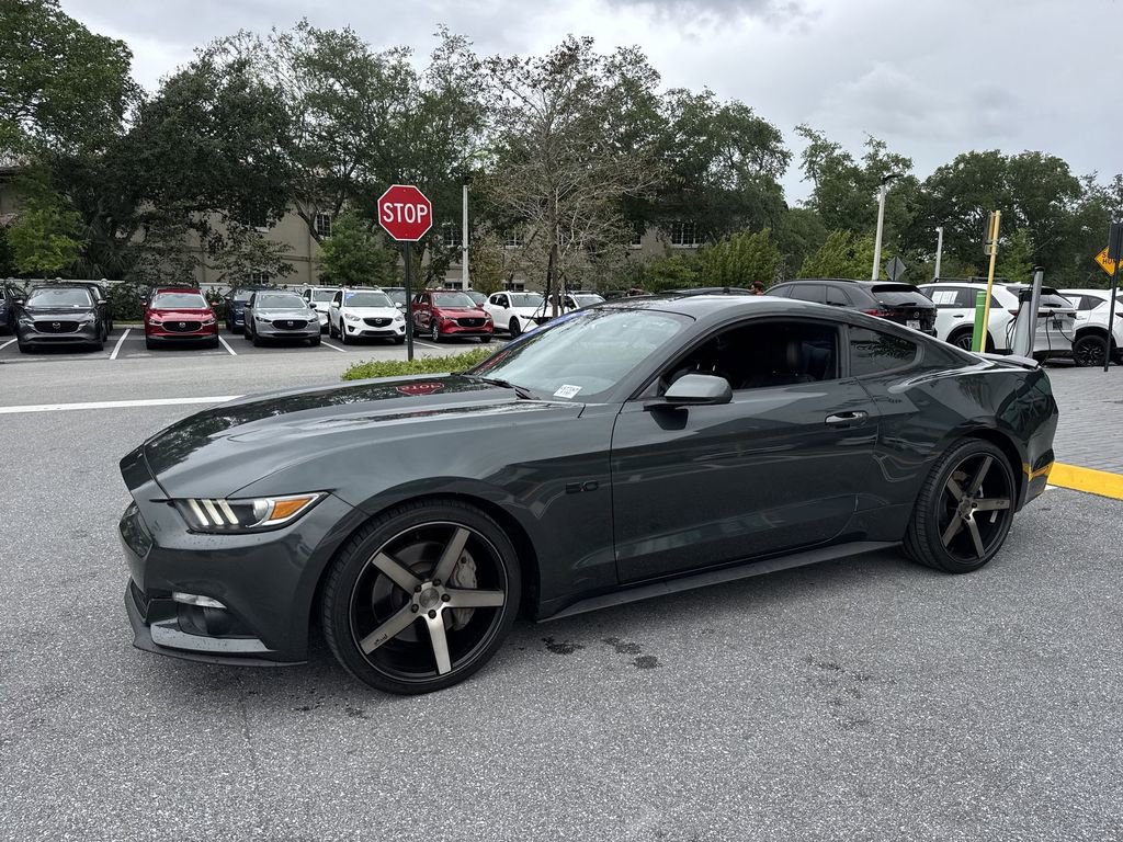Used 2016 Ford Mustang GT w/ Black Accent Package RWD image 10