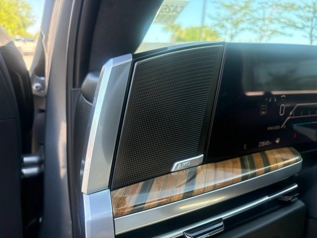 Certified 2025 Cadillac Escalade Sport Platinum AWD/4WD image 20