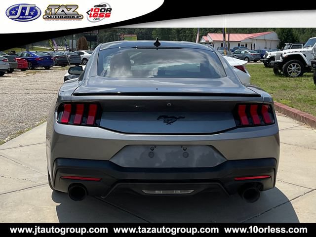 Used 2024 Ford Mustang Coupe RWD image 6
