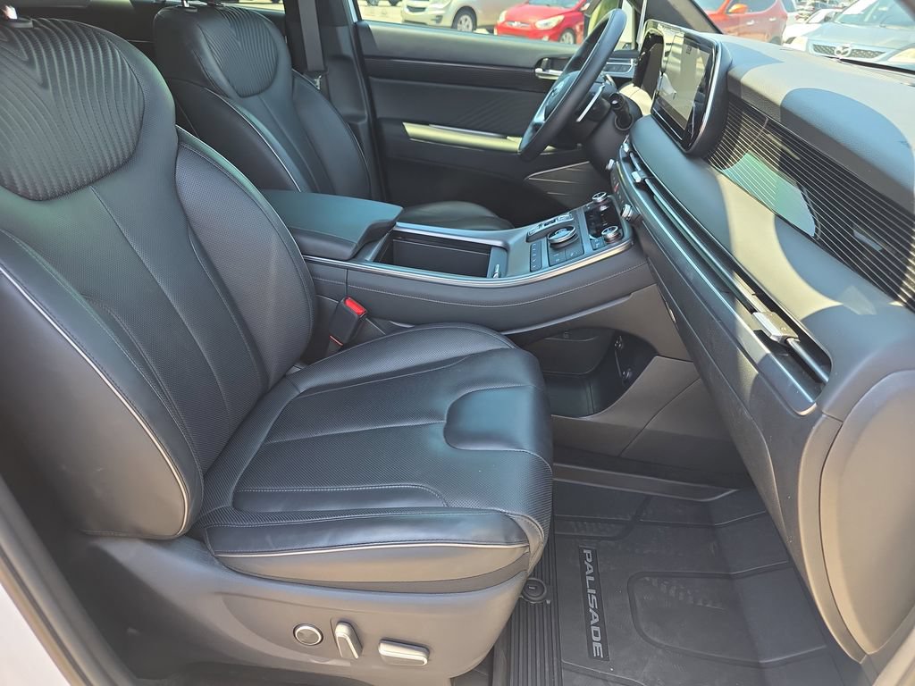 Used 2025 Hyundai Palisade Calligraphy FWD image 38