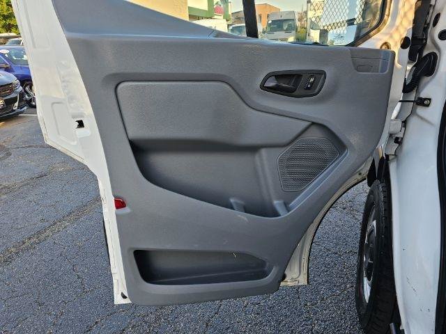Used 2016 Ford Transit 250 130 Medium Roof RWD image 20