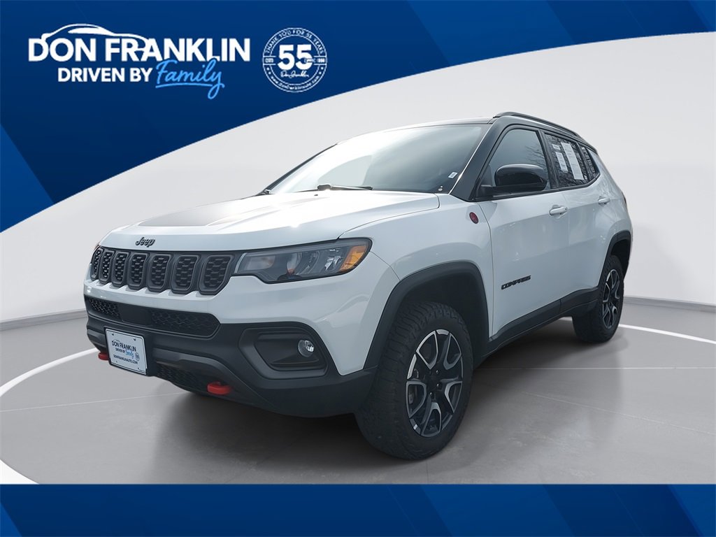 Used 2024 Jeep Compass Trailhawk