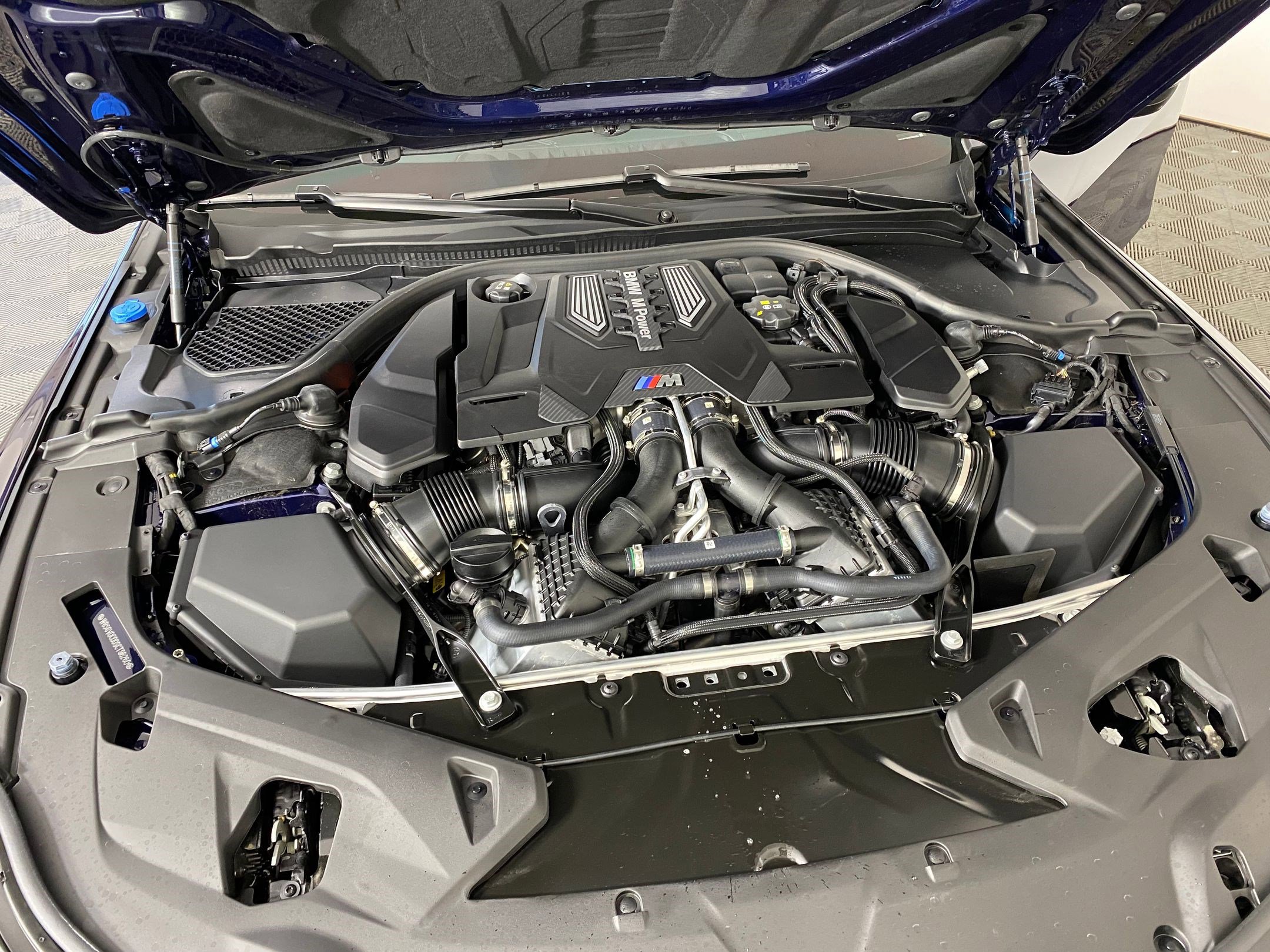 Used 2025 BMW M8 Competition w/ M Carbon Exterior Package image 31