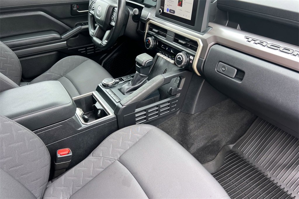 Certified 2024 Toyota Tacoma SR5 image 19
