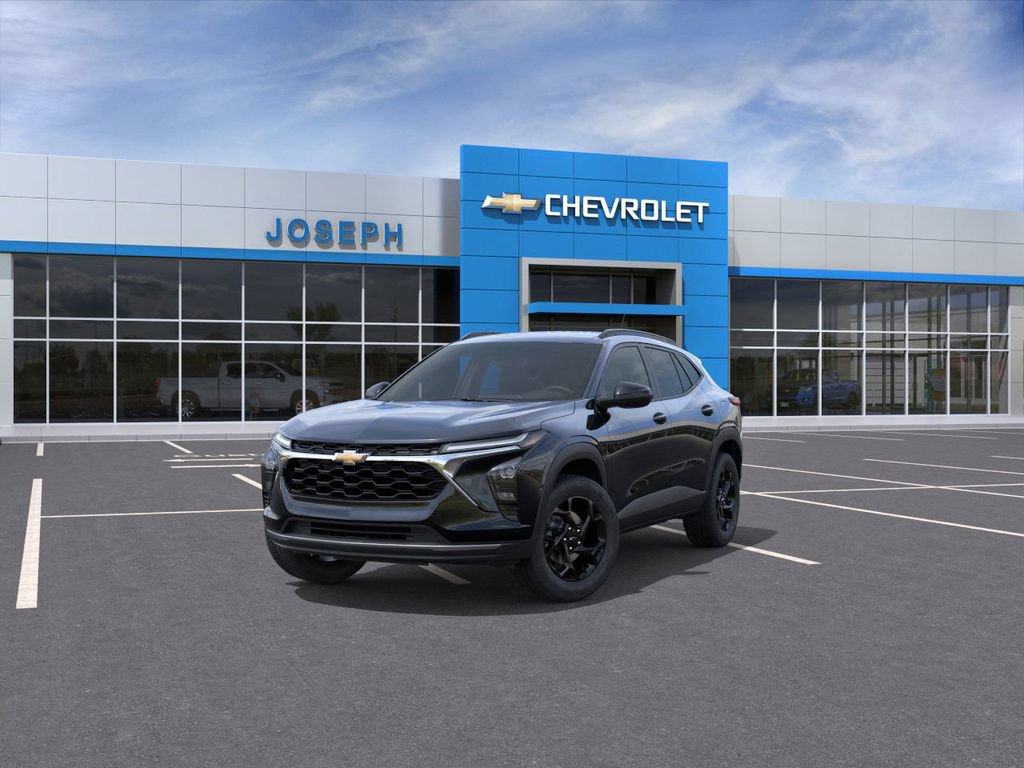 New 2026 Chevrolet Trax LT w/ Driver Confidence Package FWD image 8