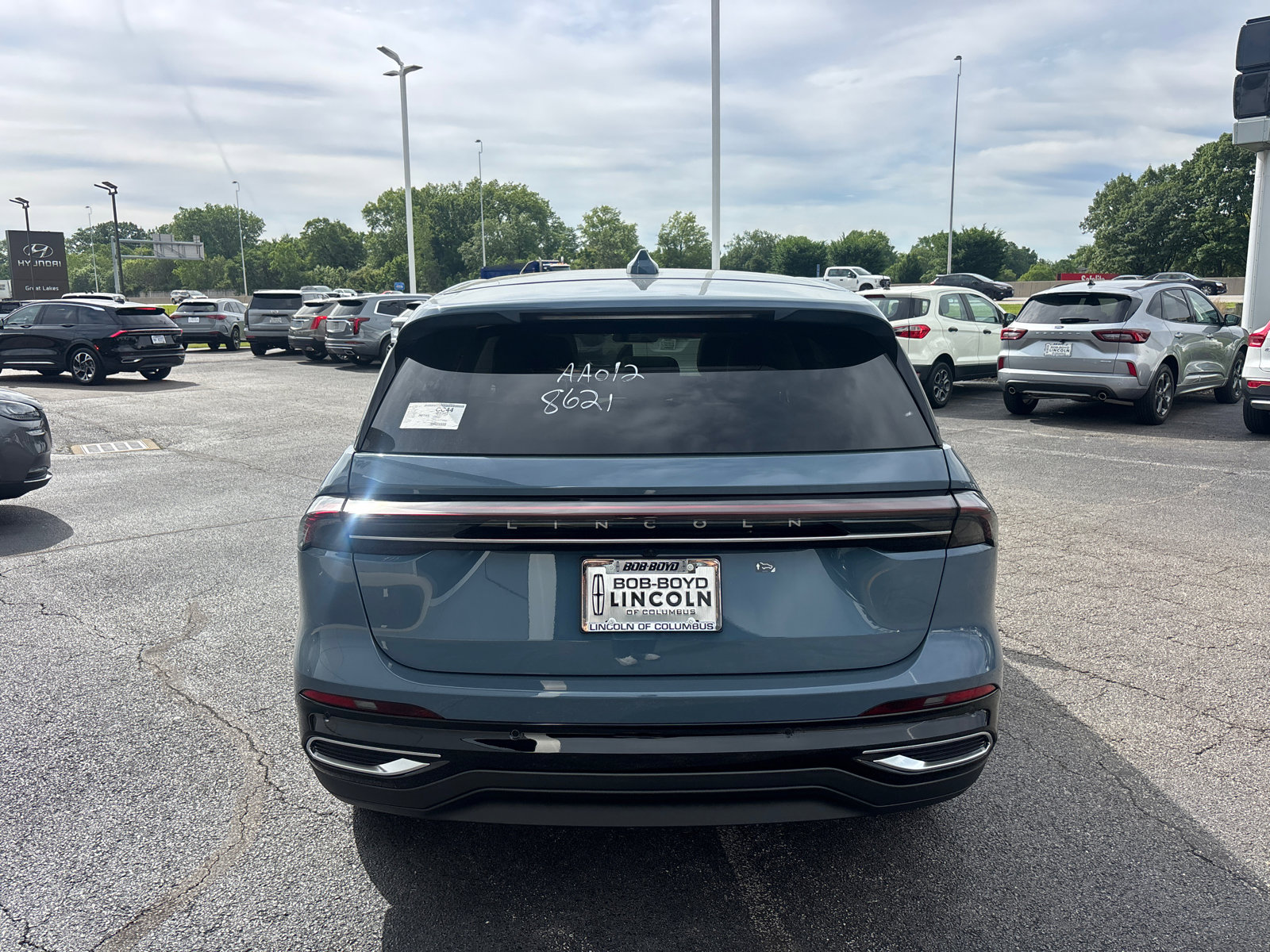 New 2026 Lincoln Nautilus Premier w/ Equipment Group 102A AWD/4WD image 6