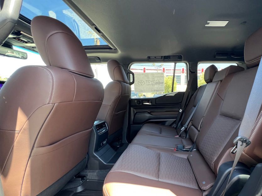 New 2027 Toyota Land Cruiser w/ Premium Package AWD/4WD image 9