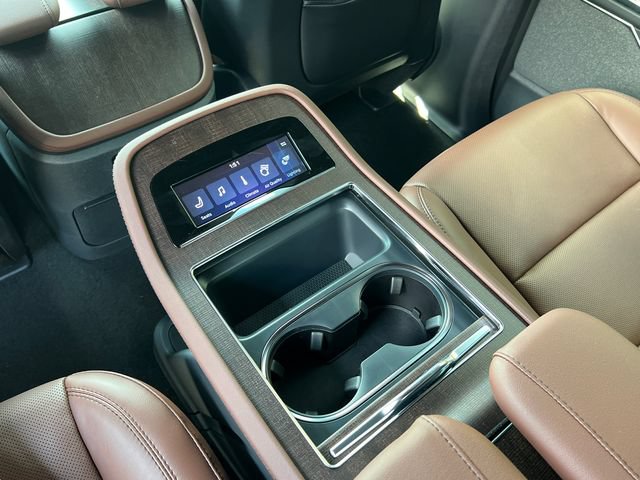 New 2026 Lincoln Navigator Reserve AWD/4WD image 25