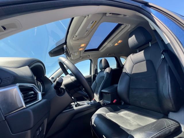 Used 2018 MAZDA CX-5 Touring w/ Preferred Equipment Package AWD/4WD image 18
