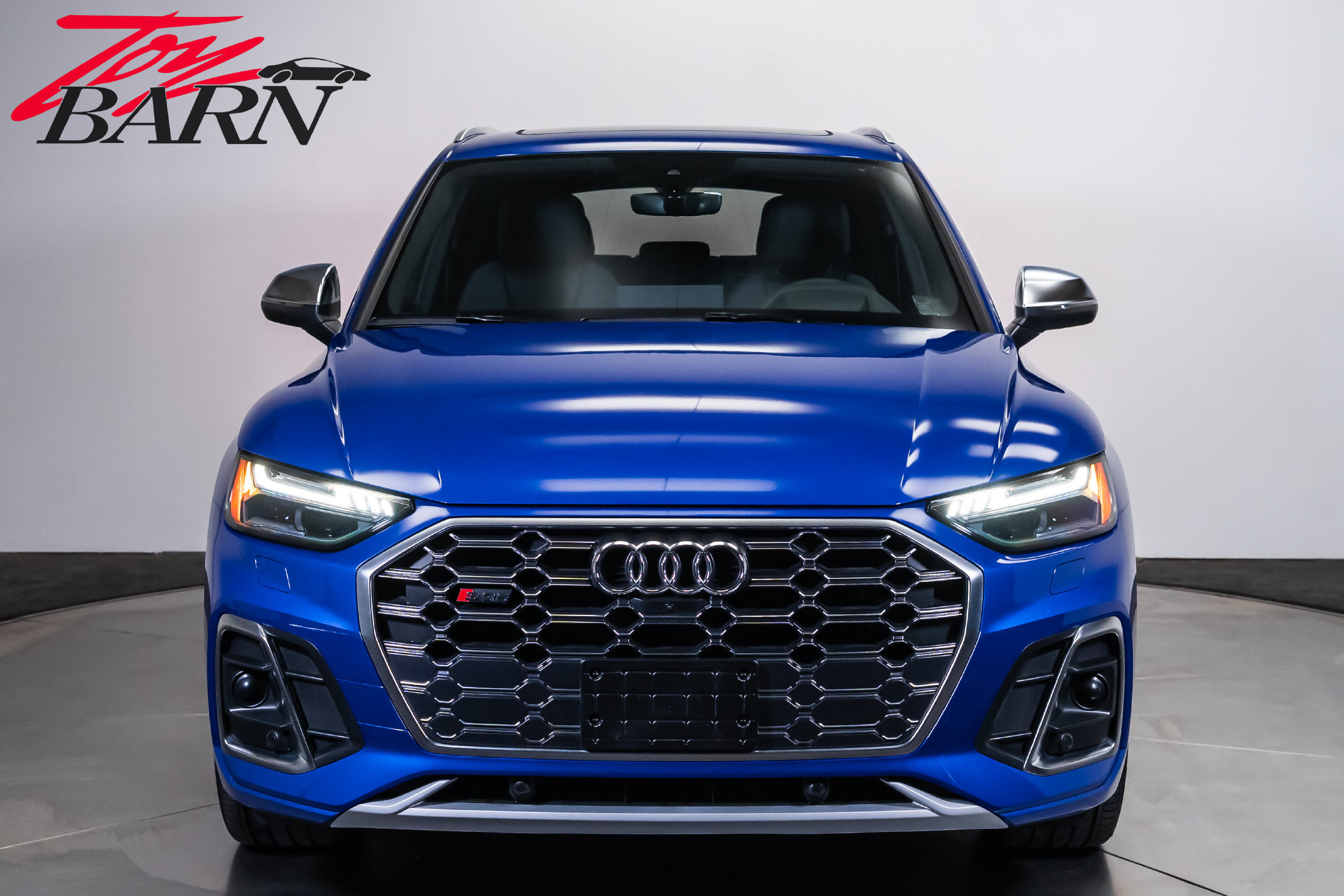 Used 2024 Audi SQ5 Prestige AWD/4WD image 8