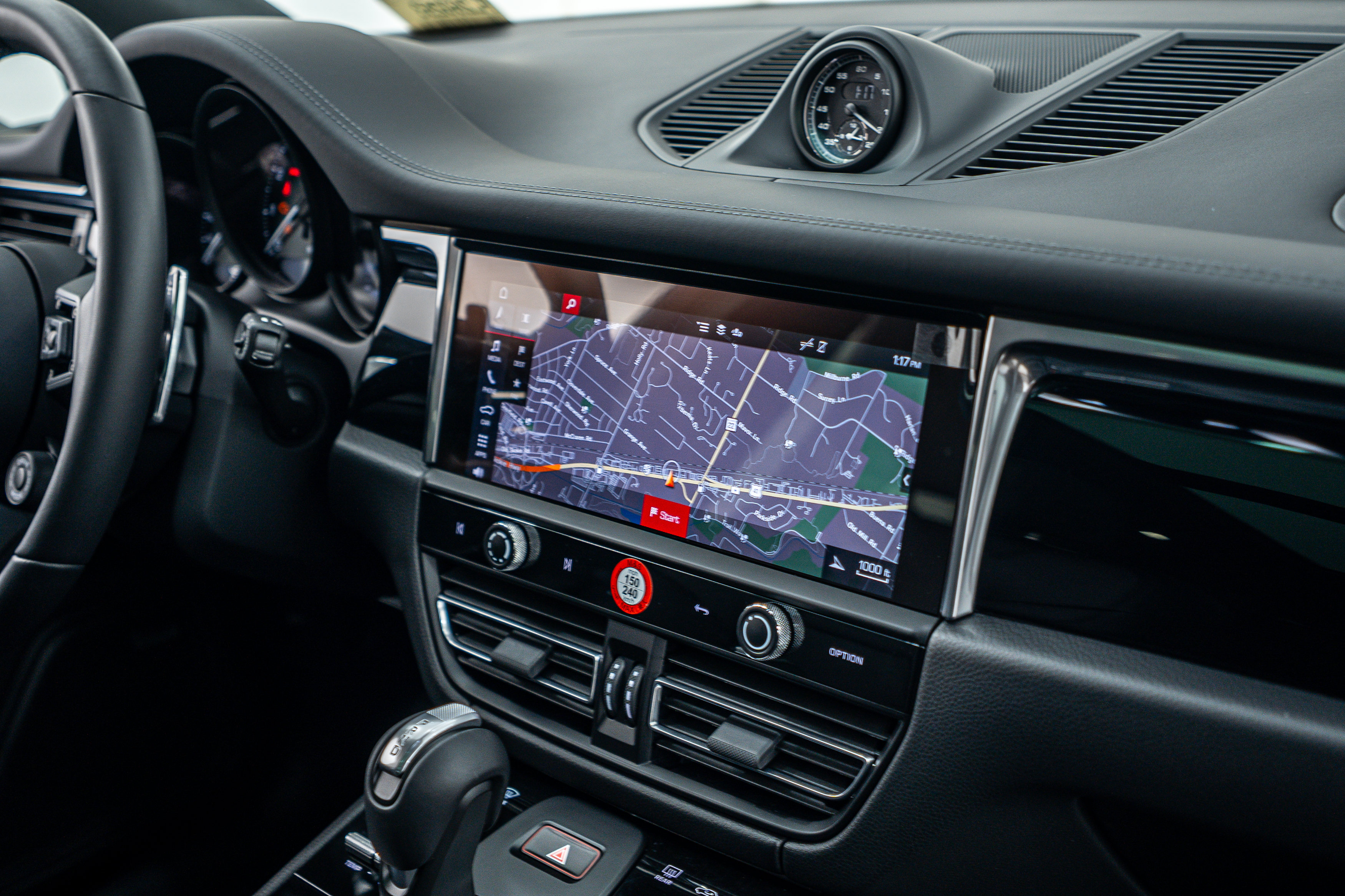 Certified 2026 Porsche Macan Turbo AWD/4WD image 16
