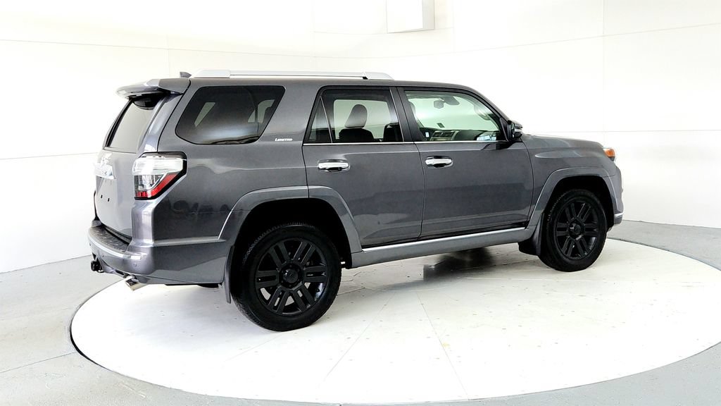 Certified 2022 Toyota 4Runner Limited AWD/4WD image 4