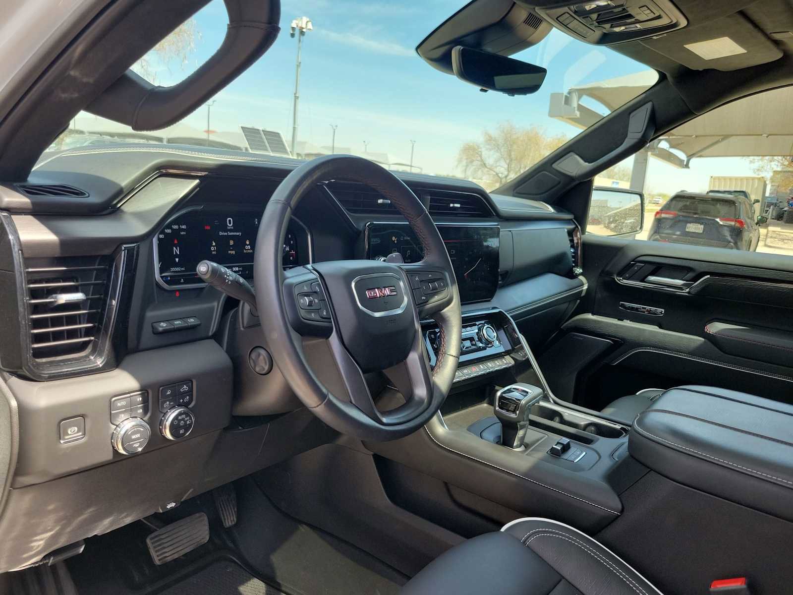 Used 2024 GMC Sierra 1500 AT4X image 10