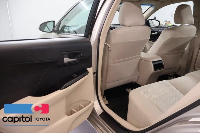 Used 2013 Toyota Camry LE FWD image 26