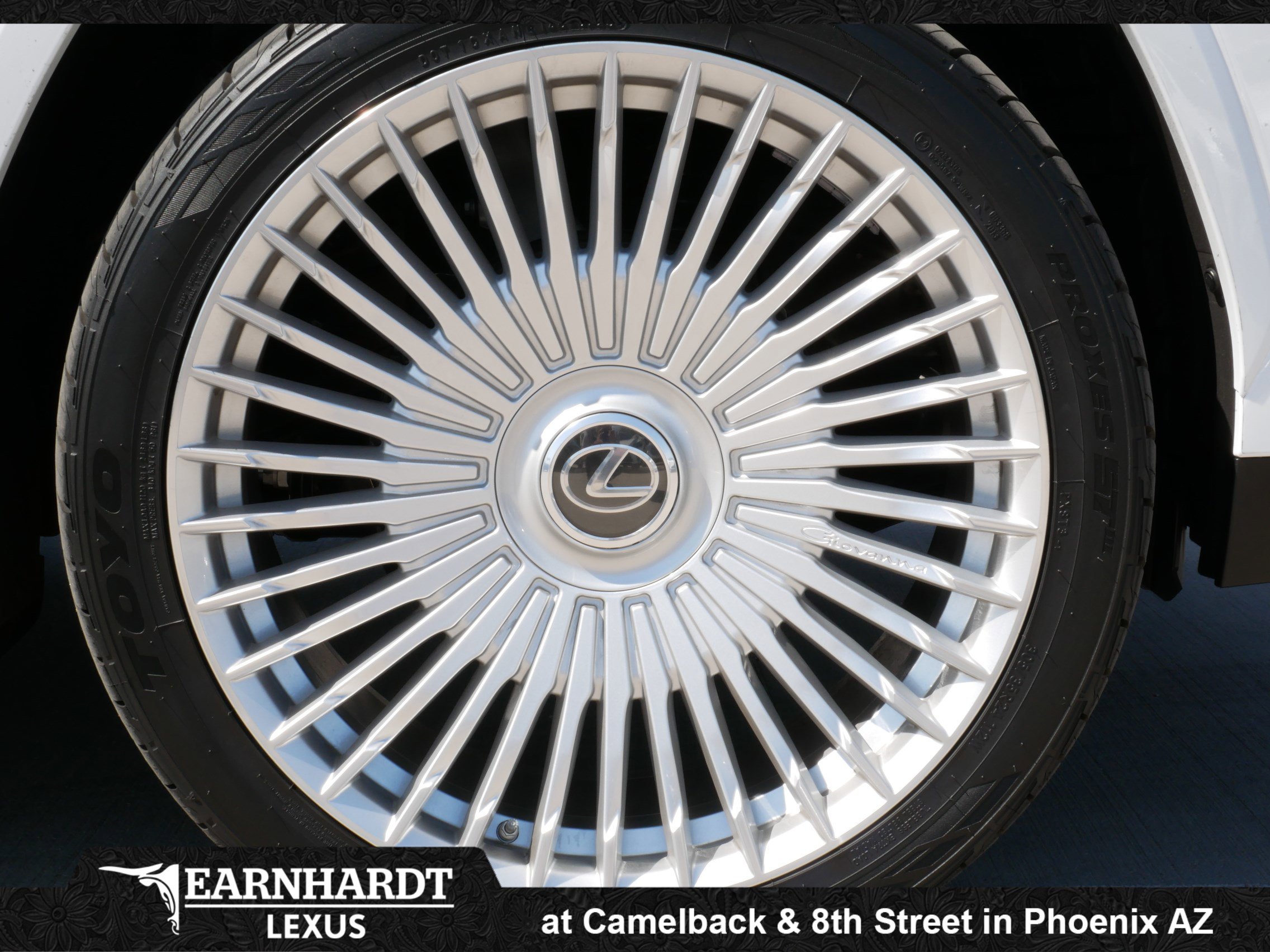 New 2025 Lexus LX 700h F Sport image 19