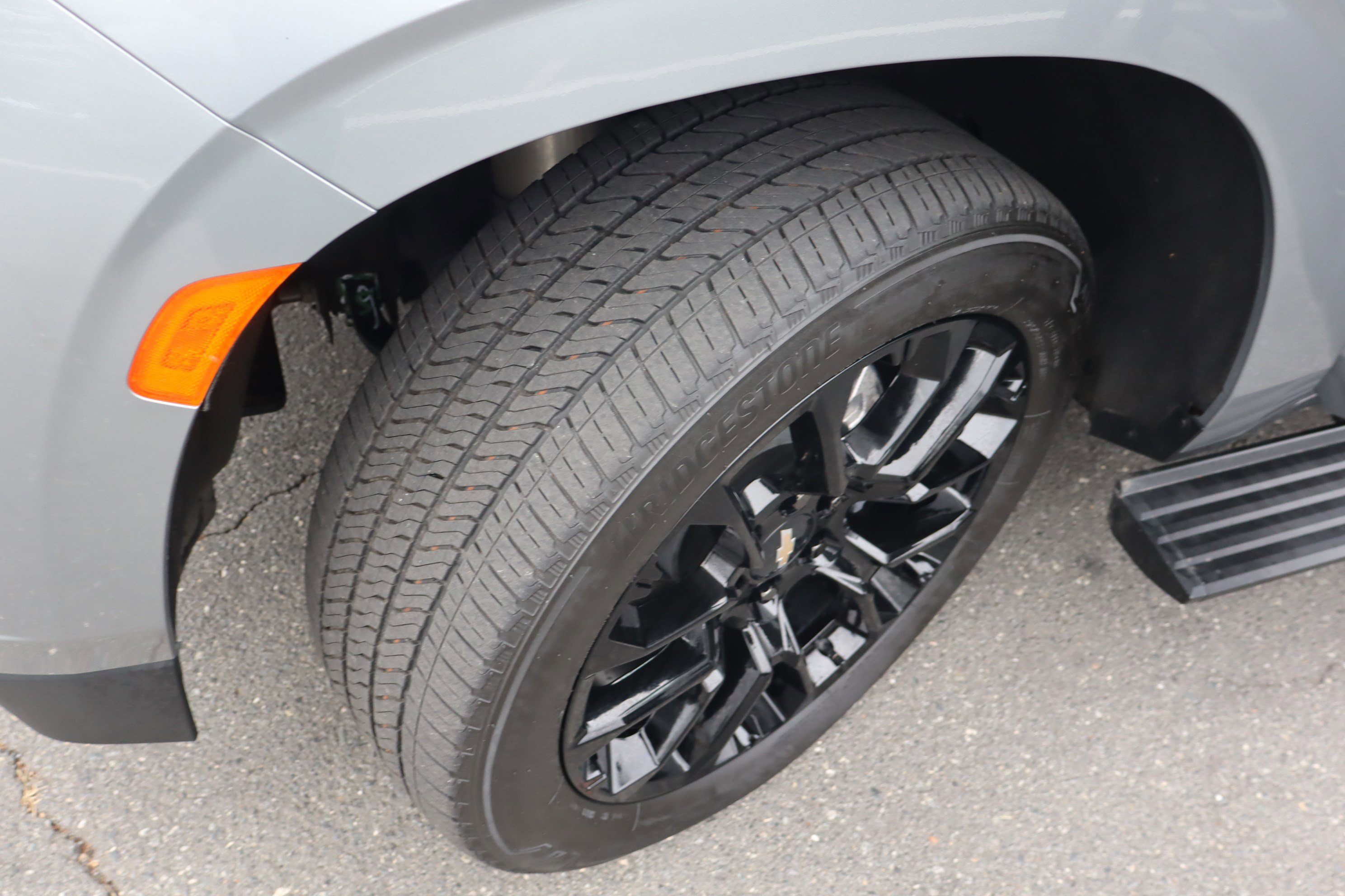 Certified 2024 Chevrolet Suburban High Country image 45